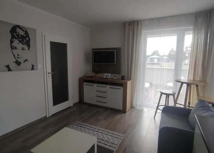 511 W Balic Cliff Niechorze